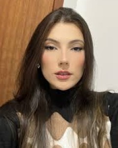 Джулиана Рибейро