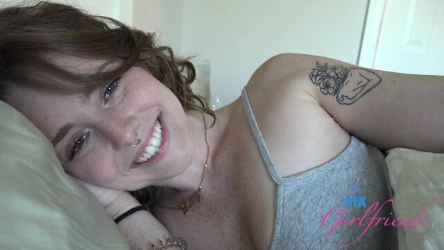 Прогульщица трахается с женатым мужчиной вместо колледжа